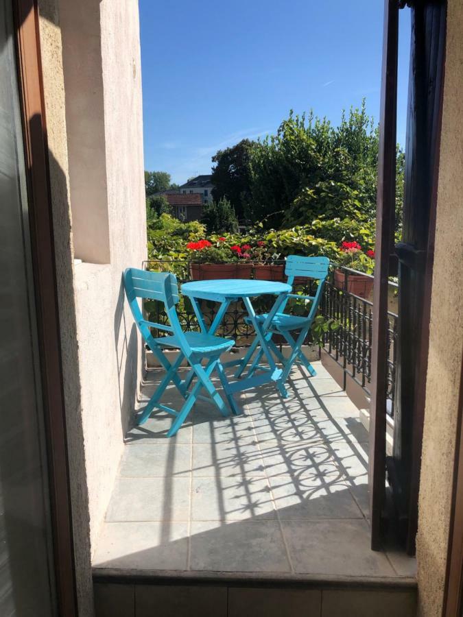 Gite Ancien Relais De Saint-Jacques 라로쉬기용 외부 사진