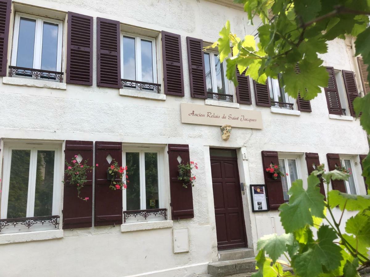 Gite Ancien Relais De Saint-Jacques 라로쉬기용 외부 사진